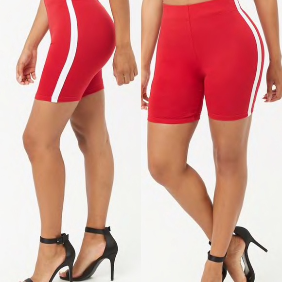 Red biker shorts (never been worn) - Picture 2 of 2